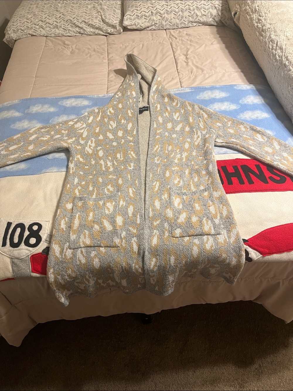 Cozy Open-Front Hooded Cardigan - Gray & gold Leopard Print